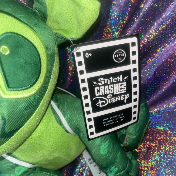 Disney Stitch Crashes Disney - Peter Pan - 11 Of 12 - Picture 2 of 7